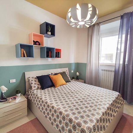 Casa Chiara In Centro Con Corte Privata San Benedetto del Tronto Extérieur photo
