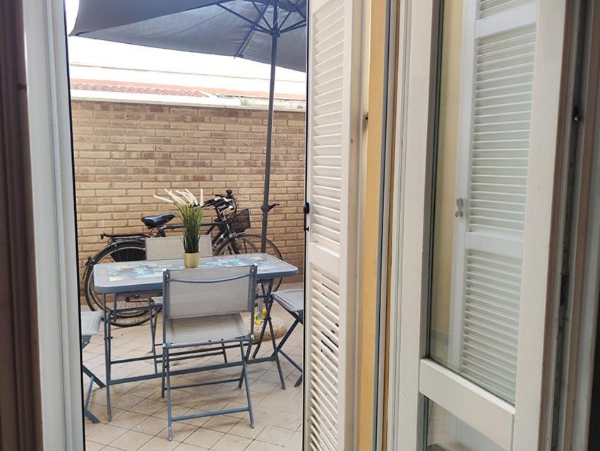 Casa Chiara In Centro Con Corte Privata San Benedetto del Tronto Extérieur photo