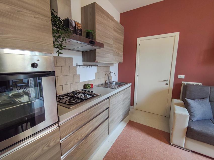 Casa Chiara In Centro Con Corte Privata San Benedetto del Tronto Extérieur photo